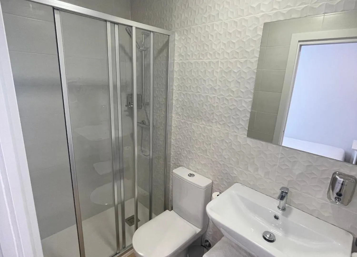 Homestay Habitaciones Arrisal Bilbao